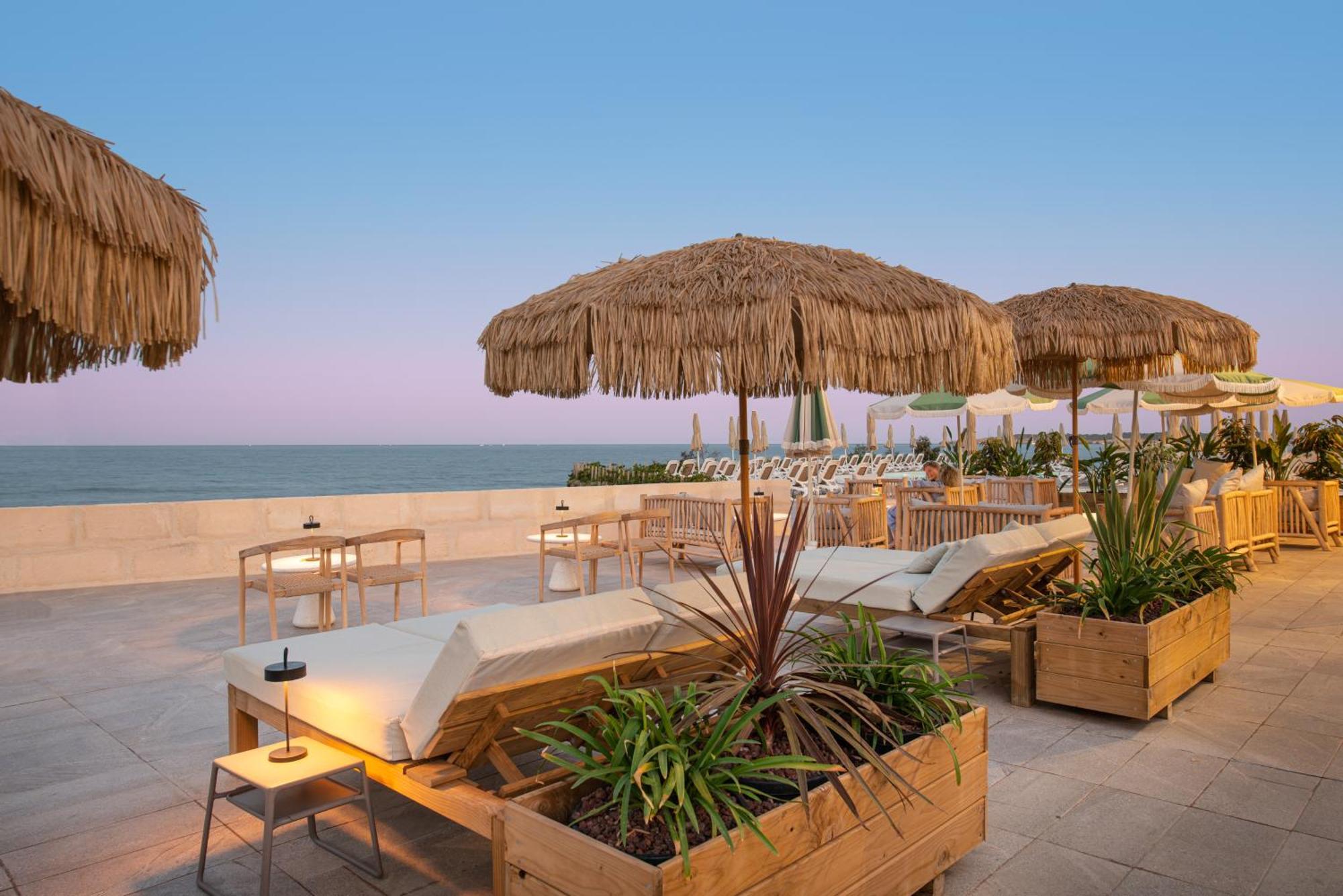 Hotel Atolon Cala Bona  Exterior foto